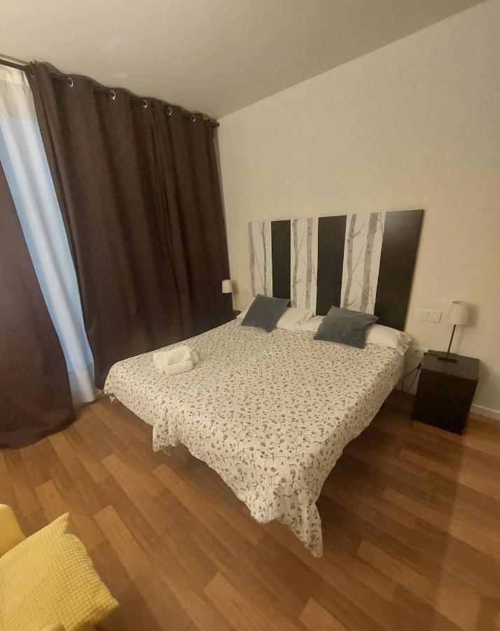 Apartamentos Murallas De Sevilla Exterior photo